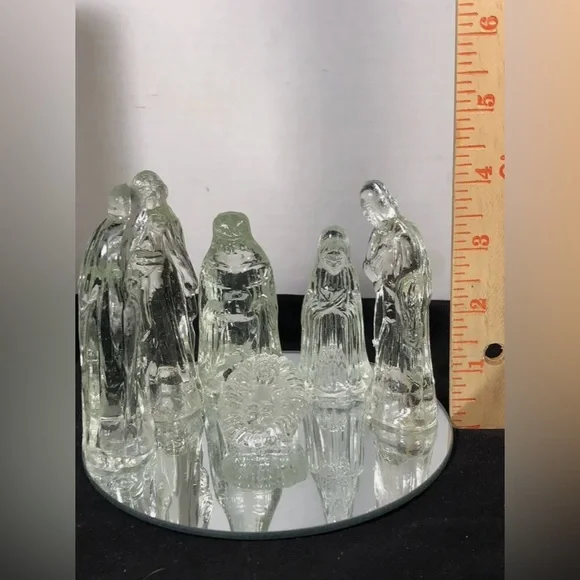 Glass nativity - Picture 3 of 5